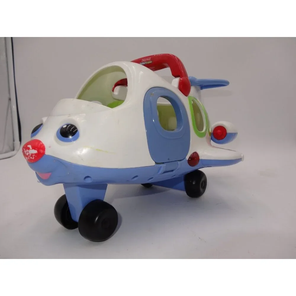 Fisher Price Little People Airplane Lights & Sound 2005 Suitcase 3 Little People